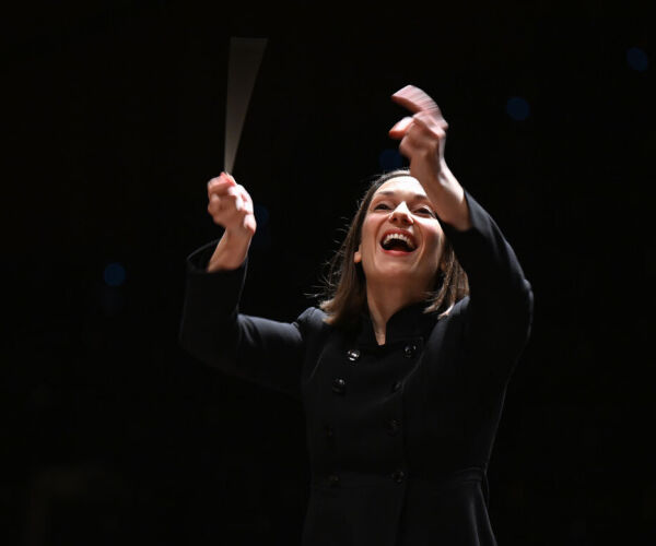 
Grażyna Bacewicz, Ouvert&uuml;re f&uuml;r Orchester
Robert Schumann, Violoncellokonzert a-Moll...